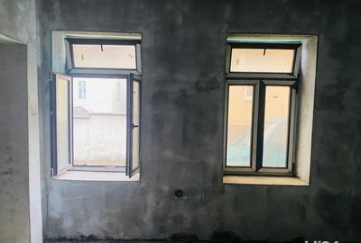 Casă cu 6 camere în Oravița - 9