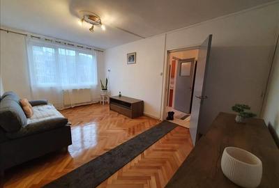 Apartament cu 2 camere semidecomandat, mobilat în Centrul Civic - 1