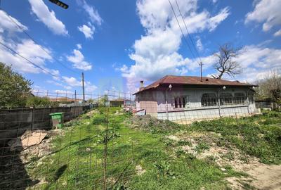 Teren Construcții intravilan de 975 mp, în Poșta - 30