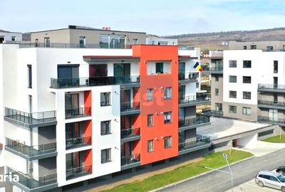 Apartament cu 3 camere decomandat în Livezeni - 13