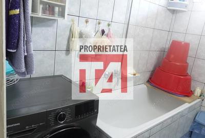 Casă cu 3 camere cu Teren 200 Mp în Central - 1