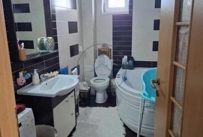 Garsonieră decomandată în Central - 2