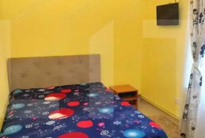 Casă cu 3 camere cu Canalizare în Central - 9