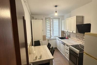 Apartament 2 camere in OM , Hunedoara - 1