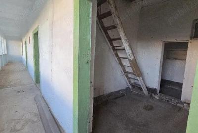 Casă cu 3 camere cu Teren 1470 Mp în Central - 9