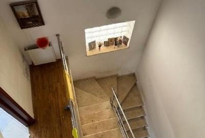 Vila tip duplex și teren intravilan - șos Erou Iancu Nicolae - 3