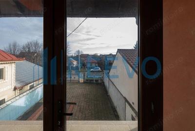 Vila moderna in Cartierul CFR, cu mansarda ?i garaj - 4