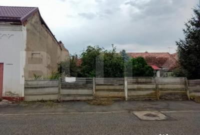 Casă cu 1 camere cu Teren 160 Mp în Central