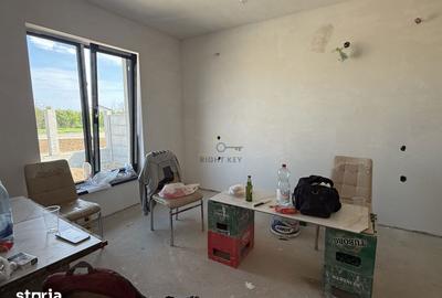 Casă cu 3 camere cu Canalizare în Dragomirești-Vale - 10