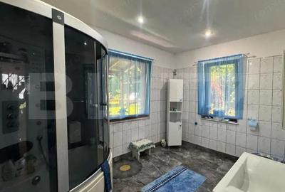 Casă cu 9 camere cu Teren 303 Mp în Central - 12