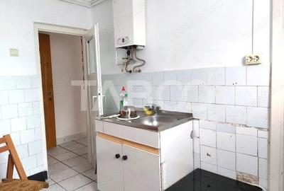 Apartament de vanzare 41 mp 2 camere etaj 2 balcon Cisnadie - 4