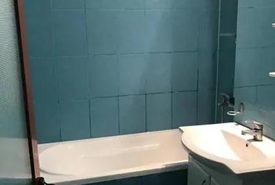Apartament cu 2 camere decomandat în Km 5 - 1
