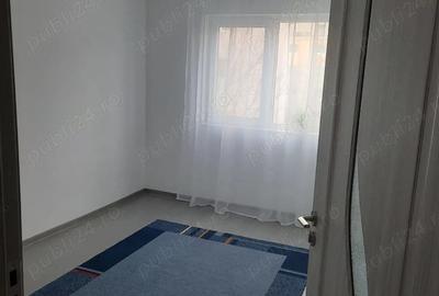 Apartament cu 3 camere decomandat în Sud - 10