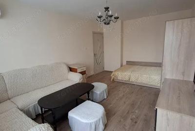 Garsonieră decomandată în Primăverii - 1