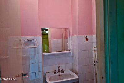 Apartament cu 4 camere decomandat în Circumvalațiunii - 15