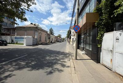 Birou, de 25 mp, în Central - 2