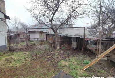 Casă cu 3 camere cu Teren 1500 Mp în Rădăuți - 8