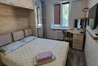 Garsonieră decomandată în Rahova