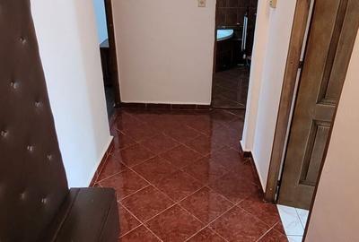 Apartament cu 2 camere decomandat în Craiter