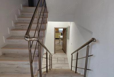 Casă cu 8 camere cu Teren 776 Mp în Central - 5