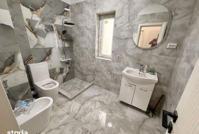 Casă cu 8 camere cu Teren 495 Mp în Glina - 17