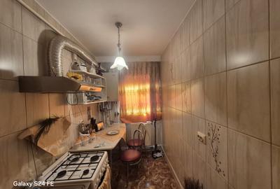 Apartament cu 2 camere decomandat, mobilat în Dărmănești - 3