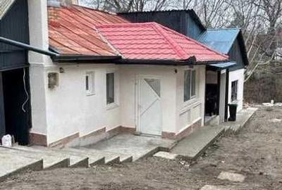 Casă cu 3 camere cu Canalizare în Central - 3