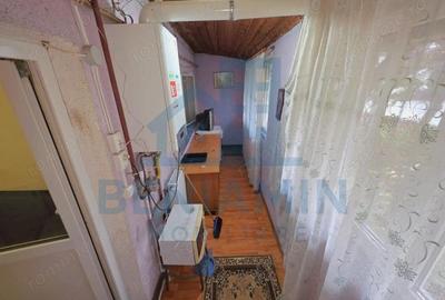 Apartament de inchiriat 2 camere decomandat parter Cornitoiu - 3