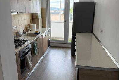 Apartament cu 3 camere decomandat în 7 Noiembrie - 1