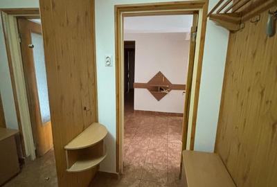 Apartament cu 4 camere decomandat în Republicii - 7