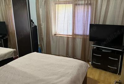 Vand apartament 2 camere decomandat in Ovidiu - 1