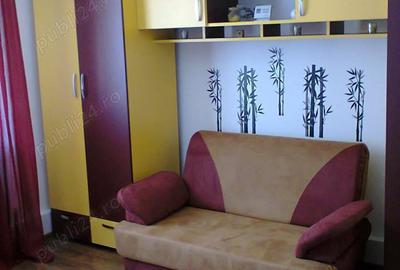 Ofer spre inchiriere 2 camere decomandate mobilate in Sinaia - 2