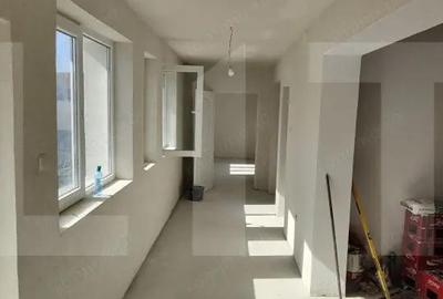 Casă cu 7 camere cu Teren 600 Mp în Bujac - 5