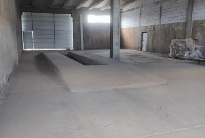 Spațiu comercial, de 550 mp, în Central - 6