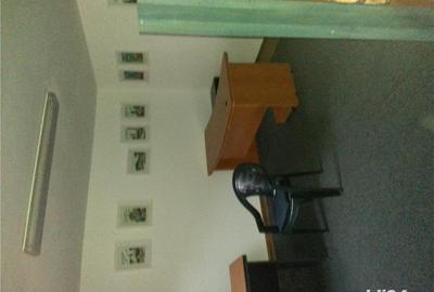 Spațiu comercial, de 40 mp, în Central - 2