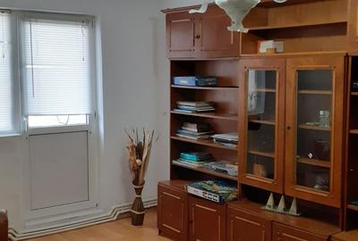 Proprietar, vand apartament 3 camere Roman - 5