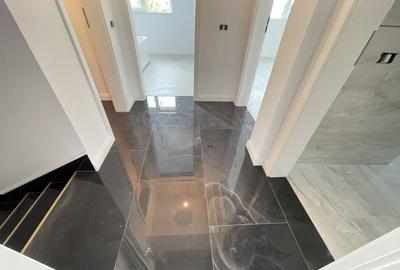 Duplex cu 5 camere cu Canalizare în Dumbrăvița - 19