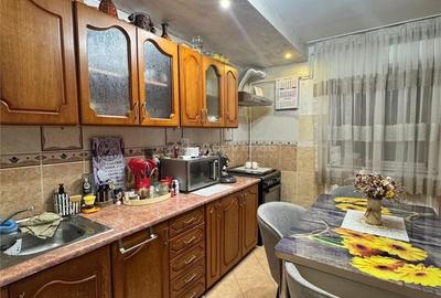 Apartament cu 3 camere decomandat în Central - 6