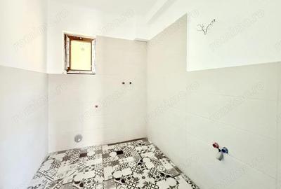 Pre? redus 10.000 Eur | Casa finisata, teren 450 mp, in Pecica - 10