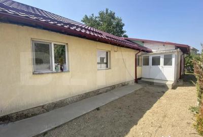 Casă cu 4 camere cu Teren 380 Mp în 1 Mai - 7