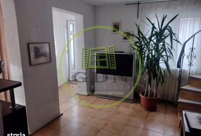 Casă cu 4 camere în Central - 10