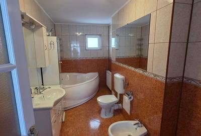 Inchiriez apartament cu scara interioara si garaj - 5