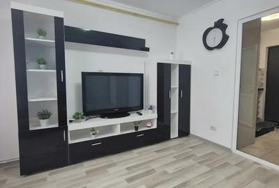 Vand Garsoniera 24mp etaj 3 4 zona Industriala. - 3