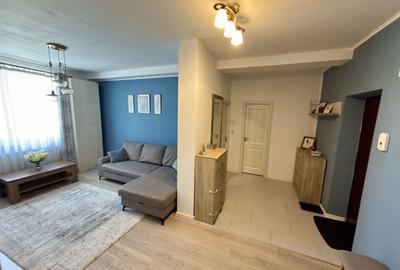 Apartament cu 3 camere decomandat în Calea Moldovei - 2