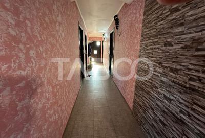 Casa noua 3 camere 300 mp anexe teren liber 1550 mp Margineni - 15