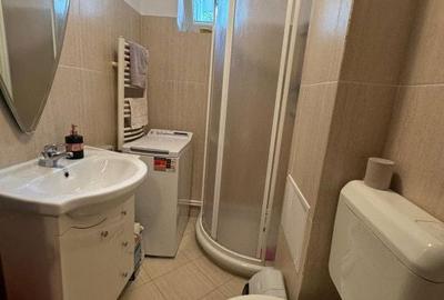 Apartament cu 3 camere decomandat în Central - 2