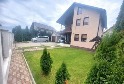 Casă cu 4 camere în Ștefănești - 2