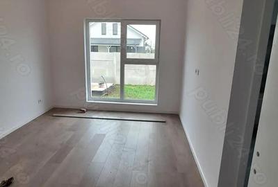 Casă cu 3 camere cu Canalizare în Vidra - 1