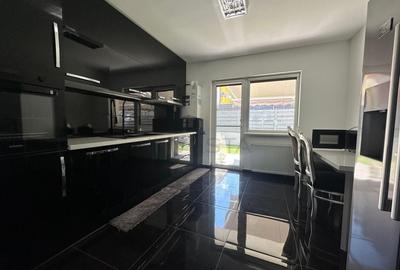 Casa de lux in stil baroc , ultrafinisata si exclusivista, FLORESTI. - 2