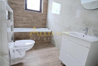 Casă cu 5 camere cu Teren 260 Mp în Berceni - 6